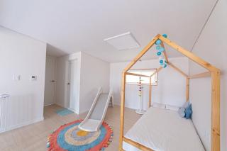 Gyeongju Ahnhouse Kids Poolvilla - Gyeongju - 7