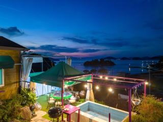 Yeosu Artist Pension - Yeosu - 9