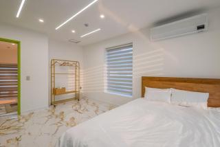 Namhae Boolgeun Noeul Pool Villa - Namhae - 7