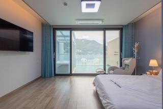 Geoje Theview Kids Poolvilla - Mangch'i - 1
