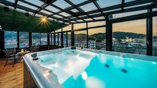 Geojedo Modern 239 Pension Spa, Netflix, Munhwanuri - Geoje - 2