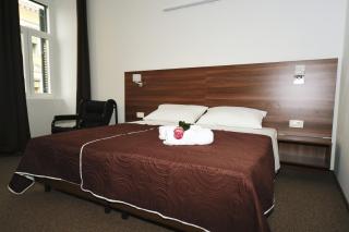 Riva Rooms - Rijeka - 9