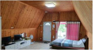 Pinescent Pension - Cheorwon - 1