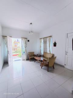 Villa nea 2 bukit cipendawa - Malabar - 4