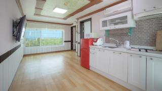 Anmyeondo Bbalgang Pension - Taean - 9