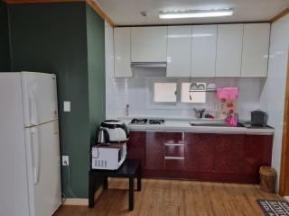 Goesan Joryeong Pension - Sangch'o - 8