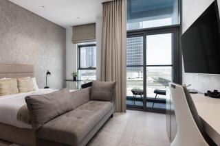 Waves - Elegant Studio Retreat in Dubai Business Bay - Dubai - 6