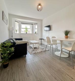 Wellington Road Apartment 5 - Southtown - 4