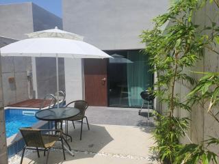 Gochang Oroshi Pool Villa - 9