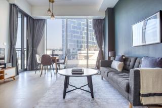 Blueground 5242 Tower 1 sea view pool DXB-964 - 0