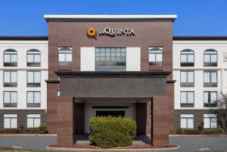 La Quinta Inn & Suites by Wyndham Mooresville - Mooresville - 9