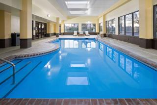 La Quinta Inn & Suites by Wyndham Mooresville - Mooresville - 3