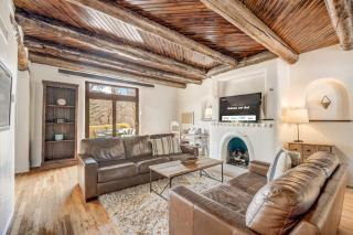Adobe del Sol - House & Cottage by The Broadmoor - 7
