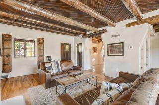 Adobe del Sol - House & Cottage by The Broadmoor - 5