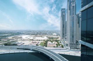 Luxury 1-BR with Lake View in Business Bay - Dubai - 7