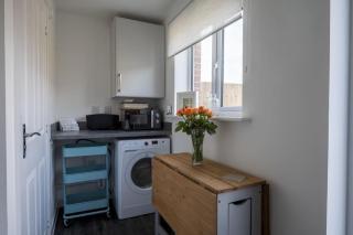 Cosy 3 Bed Near Beaches, Cardiff & Brecon Beacons - Coity - 2
