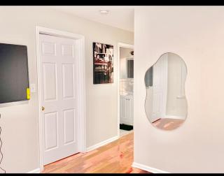 Ridgewood 3 KINGS bed 4 mins from Newark airport - 9