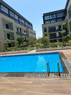 Cozy Abode by Embassy Gardens - 1