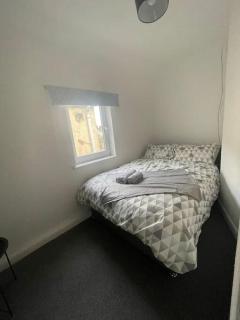 Enquire for long term stay reduction - Grimsby - 9