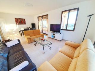 Appart spacieux et calme, Vue mer AC domaine privé piscine - Les Beaumettes - 6