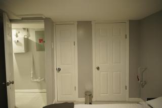 Cozy 2 Bedroom In A Lovely Forest Hills Neighborhood - 4