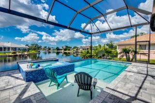 Villa Madi by CoralVilla - on water, sylish, pool&spa - Cape Coral - 7