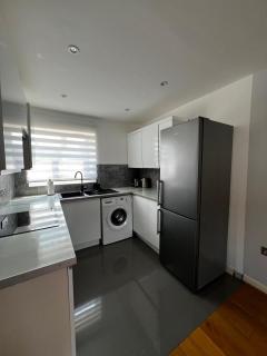2-Bedroom Flat Walking Distance to ExCeL London - Perfect Location! - 3
