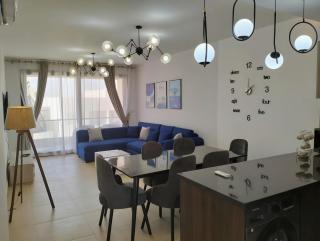 2 Bed Chalet Sleeps 4 Free Parking & Balcony - 0