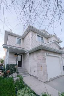 Modern Home by Edmonton Airport - Edmonton - 0