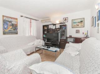 Apartment MAKS - Rogoznica - 1