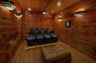 Lazy Daze Lodge Holiday home - Gatlinburg - 4