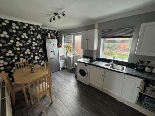 2 Bed Worksop Home - Worksop - 3
