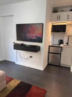 Modern sleek haven - Burlington - 6