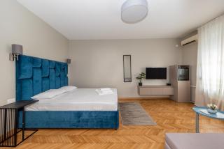 Garni Hotel Mediteraneo - Novi Sad - 4