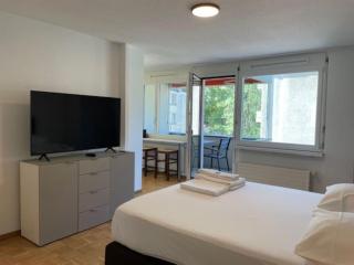 Bright and practical Studio - Art 16 - 1