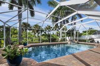 Nokomis Pool Home on the Canal - 7