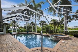 Nokomis Pool Home on the Canal - 6