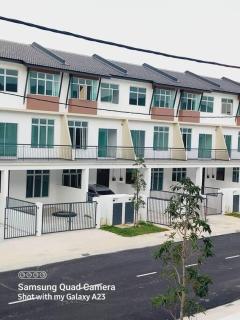 Azzahra Homestay Scientex Kundang Jaya - 0