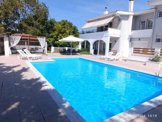 TERRA LUXURY HOME - 0