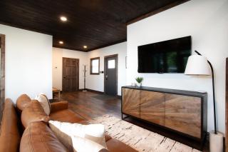 Elevation Escape Pool Hot Tub Theater Games - Sevierville - 4