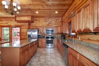 Bear Paddle w/ Pool, Hot Tub, Game Room & Theater! - 8