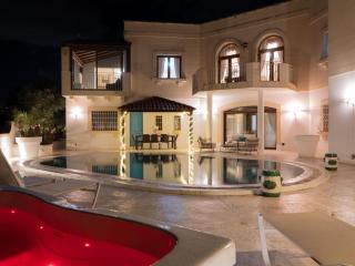 Villa Alexandra: Sea Views Pool Jacuzzi Sauna - Mellieha - 4