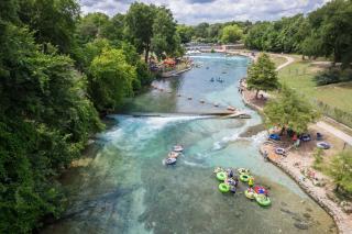 OM A5 River Float Haus on the Gruene - New Braunfels - 7