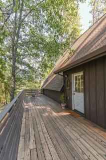Hathaway Hideaway Loft Apartment - Hathaway Pines - 0