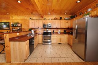 A Beary Good Life By Colonial Properties - 3