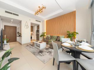 Luxurious 1BHK Apt with Marina Waterfront & Dubai Eye Views in JBR, Marina - Dubai - 3