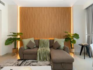 Luxurious 1BHK Apartments with Marina Waterfront & Dubai Eye Views near JBR, Marina - Dubai - 1