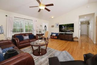 Birdsong Bungalow by Colonial Properties - Sevierville - 6