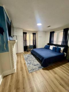 Bluebell Bliss Midtown Retreat - 4mi to Downtown - Memphis - 5