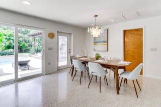 Private Oasis with Pool Walk to Melbourne Beach! - Melbourne Beach - 1